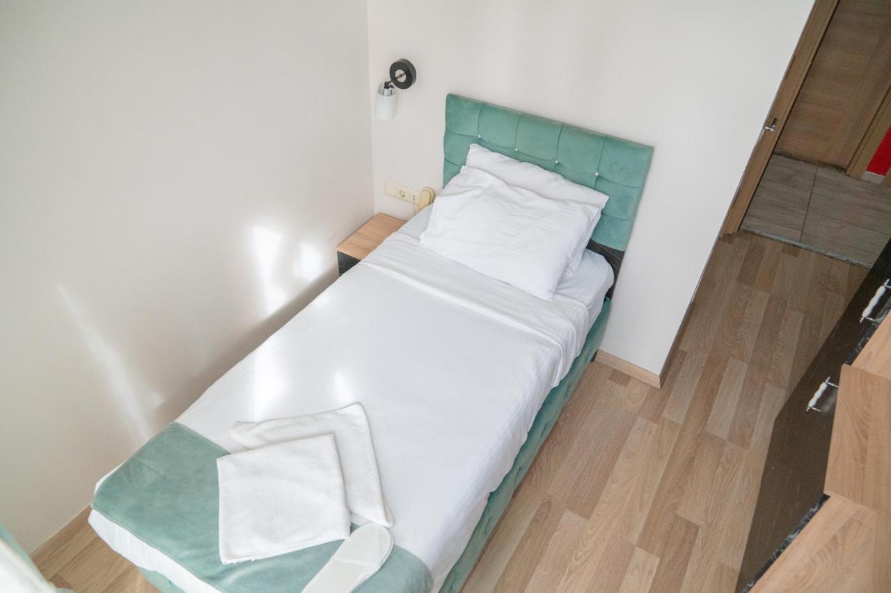 Loss Hotel Çatalca Kültér fotó